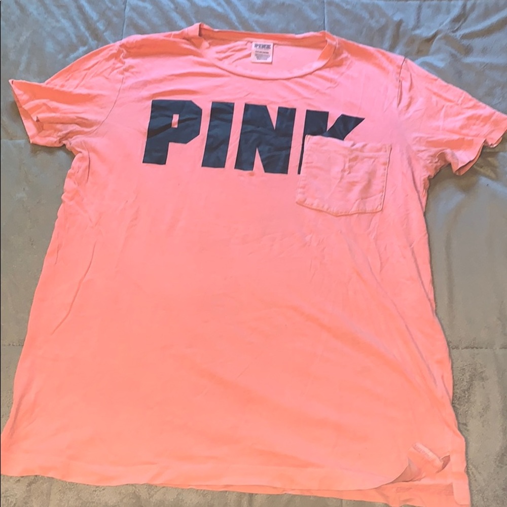Tee shirt